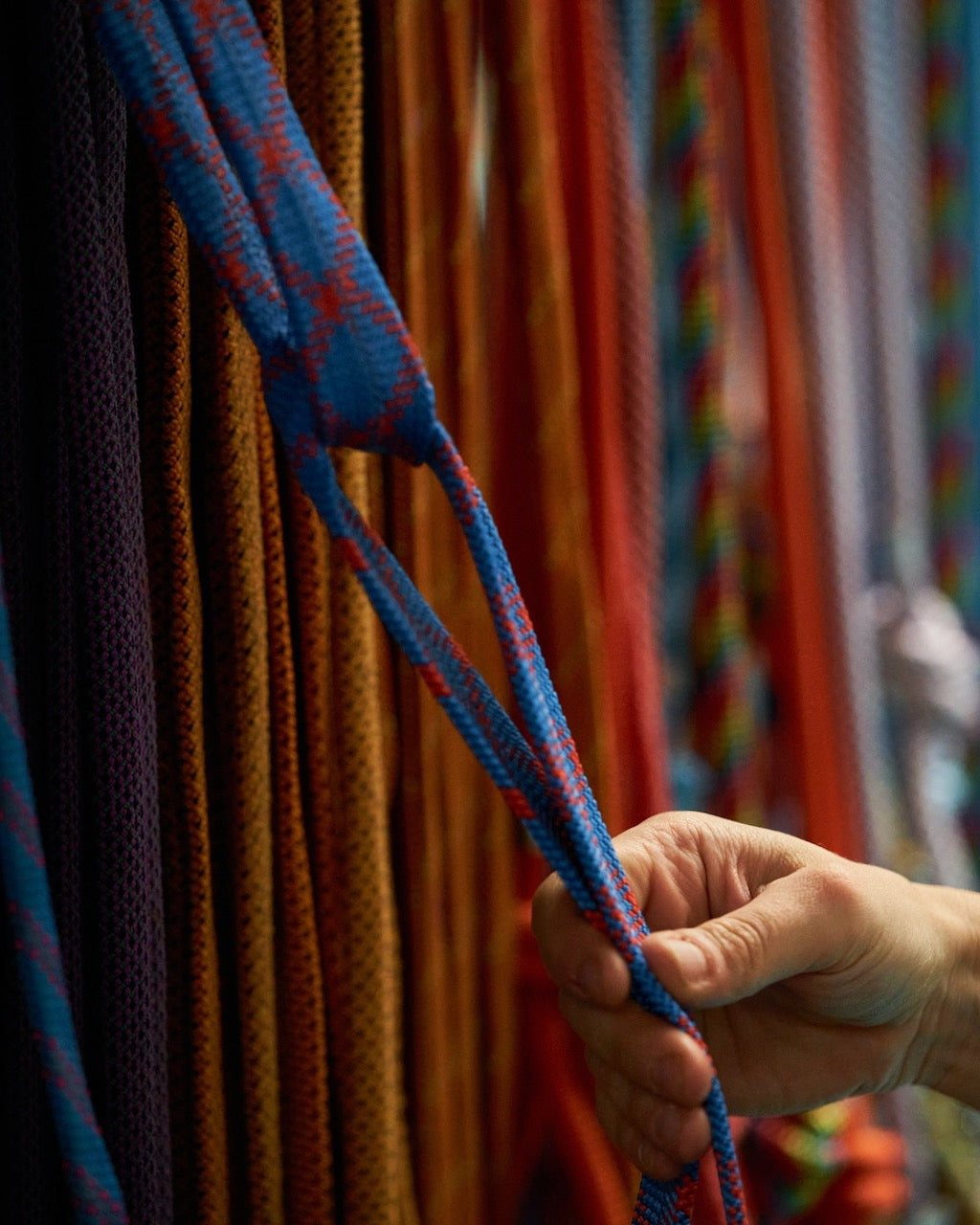upcycling design, aus altem Seil wird Mode von Newseed